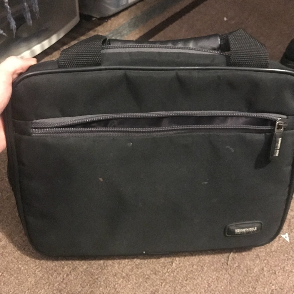 Kenneth Cole netbook/ipad briefcase